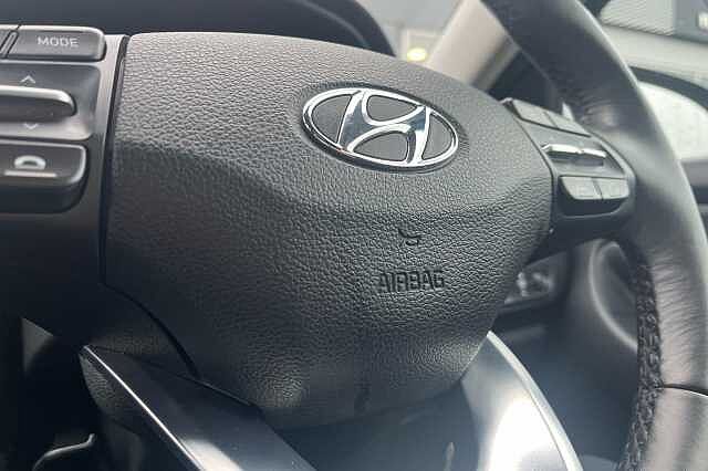 Hyundai i30 T-GDI SE CONNECT MHEV