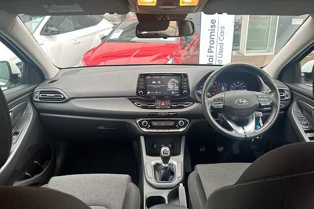 Hyundai i30 T-GDI SE CONNECT MHEV