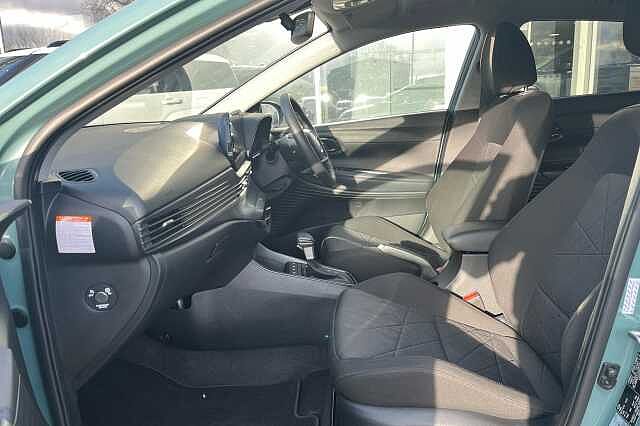 Hyundai Bayon T-GDI PREMIUM DCT MHEV