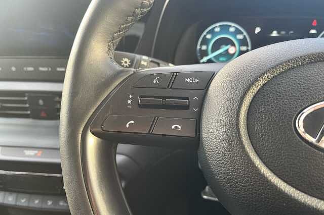 Hyundai Bayon T-GDI PREMIUM DCT MHEV