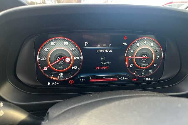 Hyundai Bayon T-GDI PREMIUM DCT MHEV