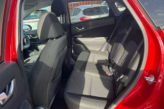 Hyundai Kona T-GDI PREMIUM MHEV