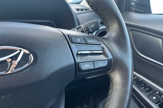 Hyundai Kona T-GDI PREMIUM MHEV