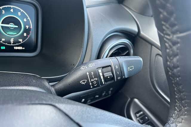 Hyundai Kona T-GDI PREMIUM MHEV