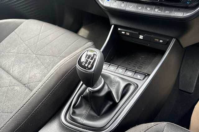 Hyundai Bayon T-GDI PREMIUM MHEV