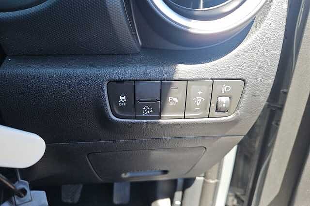 Hyundai Kona T-GDI SE CONNECT MHEV