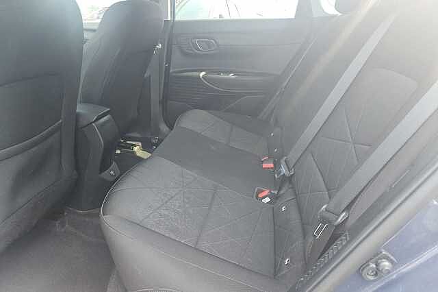 Hyundai Bayon T-GDI PREMIUM MHEV