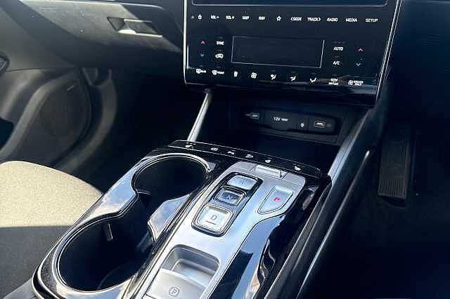Hyundai TUCSON T-GDI PREMIUM Atlas White