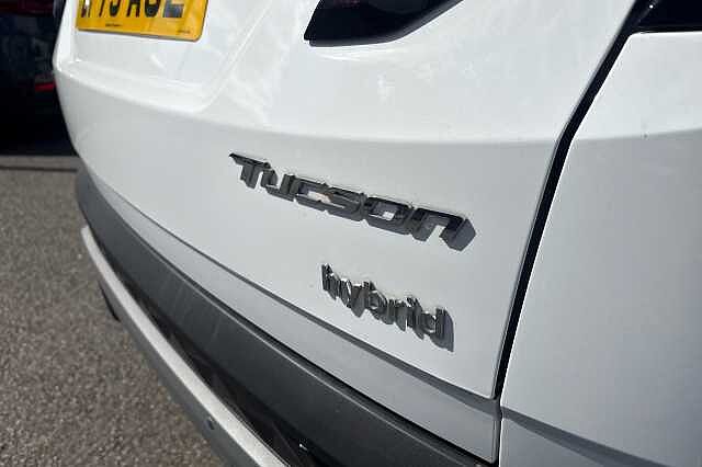 Hyundai TUCSON T-GDI PREMIUM Atlas White