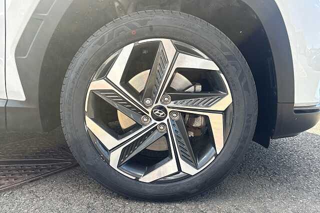 Hyundai TUCSON T-GDI PREMIUM Atlas White