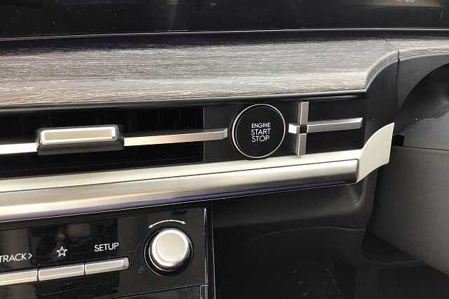 Hyundai SANTA FE ULTIMATE Magnetic Grey