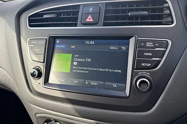 Hyundai i20 1.2 MPi SE 5dr