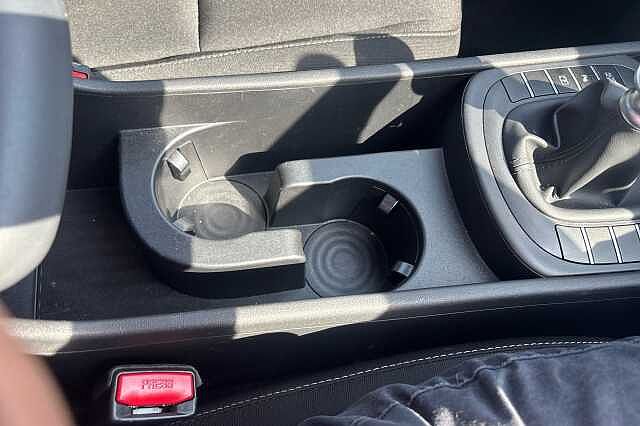 Hyundai Kona 1.6T 138 Advance 5dr