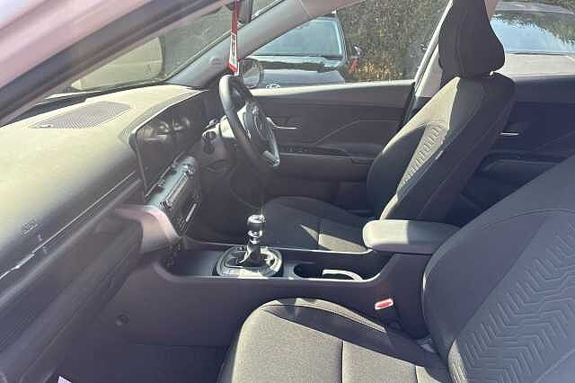Hyundai Kona 1.6T 138 Advance 5dr