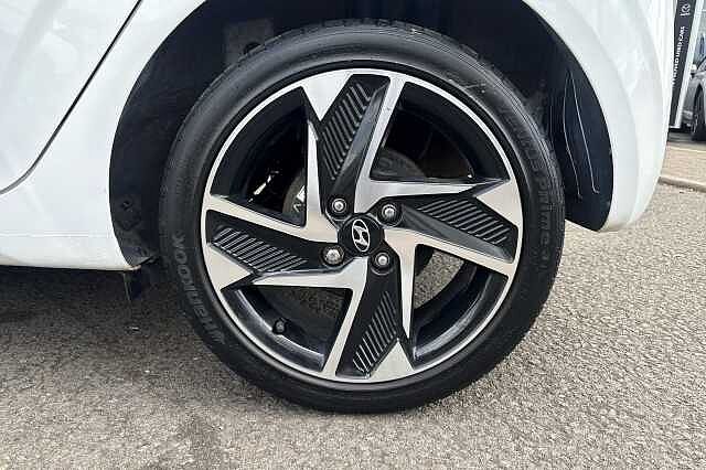 Hyundai i10 1.2 MPi Premium 5dr