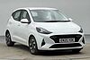 Hyundai KONA ADVANCE Shimmering Silver